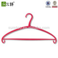 Wholesale plastic pink clothes hangers